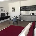 A.v شقة لارنكا