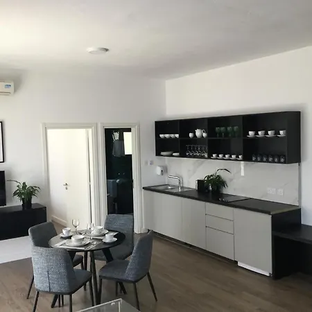 Apartment A.v *